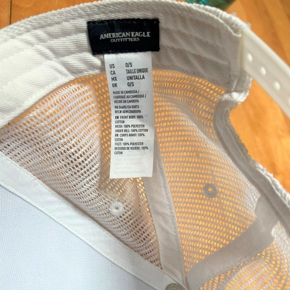 NWOT floral baseball cap/trucker hat - Picture 5 of 6